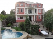İcarəyə verilir 6 otaqlı 500 m2 bağ evi Novxanı