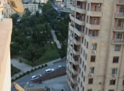 Satılır 2 otaqlı 66 m2 yeni tikili Elmlər Akademiyası m.