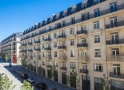 Satılır 5 otaqlı 240 m2 yeni tikili Səbail r.