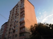 Satılır 5 otaqlı 303 m2 yeni tikili Gənclik m.