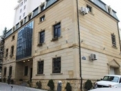 Satılır 9 otaqlı 750 m2 obyekt 28 May m.