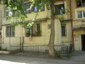 Satılır 2 otaqlı 40 m2 köhnə tikili 20-ci sahə