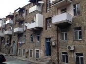 İcarəyə verilir 2 otaqlı 46 m2 köhnə tikili Bayıl parkı