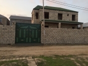 Satılır 5 otaqlı 200 m2 həyət evi Y.Ramana