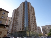Satılır 3 otaqlı 120 m2 yeni tikili Elmlər Akademiyası m.