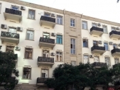 Satılır 3 otaqlı 76 m2 köhnə tikili Montin