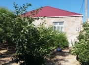 Satılır 4 otaqlı 140 m2 bağ evi Buzovna