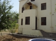 Satılır 14 otaqlı 650 m2 həyət evi Masazır