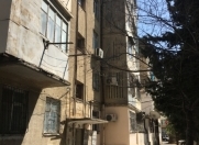 İcarəyə verilir 2 otaqlı 52 m2 köhnə tikili Hüseyn Cavid parkı