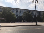 Satılır 2 otaqlı 74 m2 köhnə tikili Ayna Sultanova heykəli