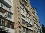 Satılır 3 otaqlı 64 m2 köhnə tikili 8 mkr