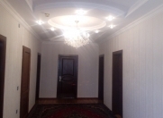 Satılır 4 otaqlı 120 m2 həyət evi Binə