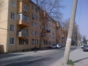 Satılır 2 otaqlı 51 m2 köhnə tikili Yasamal parkı