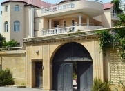 İcarəyə verilir 6 otaqlı 600 m2 həyət evi Yasamal r.