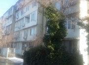 Satılır 3 otaqlı 68 m2 köhnə tikili Elmlər Akademiyası m.
