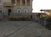 Satılır 8 otaqlı 300 m2 həyət evi Pirşağı