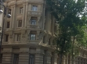 İcarəyə verilir 3 otaqlı 75 m2 köhnə tikili Sahil m.