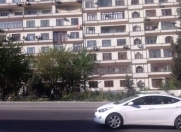 Satılır 3 otaqlı 75 m2 köhnə tikili 4 mkr