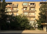 Satılır 1 otaqlı 28 m2 köhnə tikili Bakıxanov