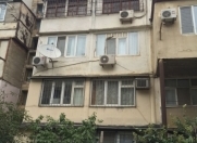 Satılır 3 otaqlı 86 m2 köhnə tikili 4 mkr