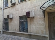 İcarəyə verilir 3 otaqlı 105 m2 ofis Elmlər Akademiyası m.