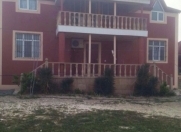 Satılır 6 otaqlı 200 m2 həyət evi Pirşağı