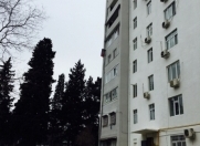 Satılır 3 otaqlı 64 m2 köhnə tikili 1 mkr