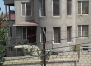 Satılır 6 otaqlı 330 m2 həyət evi Qaraçuxur