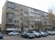 Satılır 4 otaqlı 115 m2 köhnə tikili Sevinc k/t