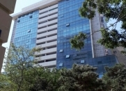 İcarəyə verilir 3 otaqlı 103 m2 köhnə tikili Sahil m.