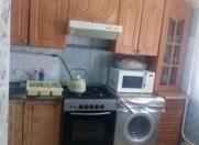 Satılır 2 otaqlı 60 m2 köhnə tikili Bakıxanov