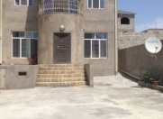 Satılır 4 otaqlı 190 m2 villa Badamdar