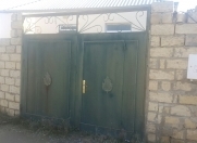 Satılır 3 otaqlı 1.5 m2 həyət evi Saray