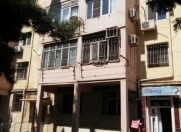 Satılır 3 otaqlı 75 m2 köhnə tikili 7 mkr