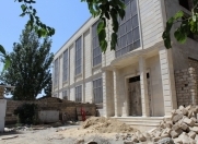 Satılır 3 otaqlı 13.5 m2 obyekt Neapol dairəsi