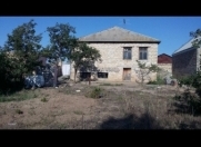 Satılır 4 otaqlı 1500 m2 həyət evi Gəncə