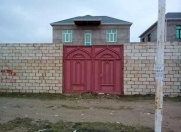 Satılır 4 otaqlı 220 m2 həyət evi Saray