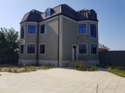 Satılır 6 otaqlı 360 m2 villa Buzovna