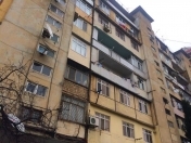 Satılır 2 otaqlı 50 m2 köhnə tikili 9 mkr