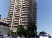 Satılır 4 otaqlı 205 m2 yeni tikili Nərimanov r.