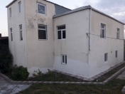 Satılır 10 otaqlı 900 m2 bağ evi Pirşağı