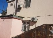 İcarəyə verilir 2 otaqlı 40 m2 köhnə tikili Nəriman Nərimanov m.