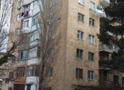 Satılır 2 otaqlı 55 m2 köhnə tikili Elmlər Akademiyası m.