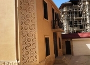 Satılır 5 otaqlı 200 m2 villa Badamdar