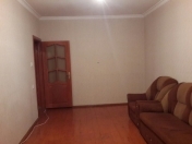 İcarəyə verilir 2 otaqlı 65 m2 köhnə tikili 8 km