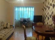 İcarəyə verilir 3 otaqlı 80 m2 köhnə tikili İnşaatçılar m.