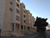 Satılır 3 otaqlı 70 m2 köhnə tikili Musabəyov parkı