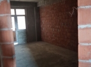 Satılır 2 otaqlı 100 m2 yeni tikili Bakıxanov