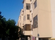 Satılır 2 otaqlı 45 m2 köhnə tikili 9 mkr