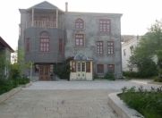 İcarəyə verilir 11 otaqlı 1 m2 villa Badamdar